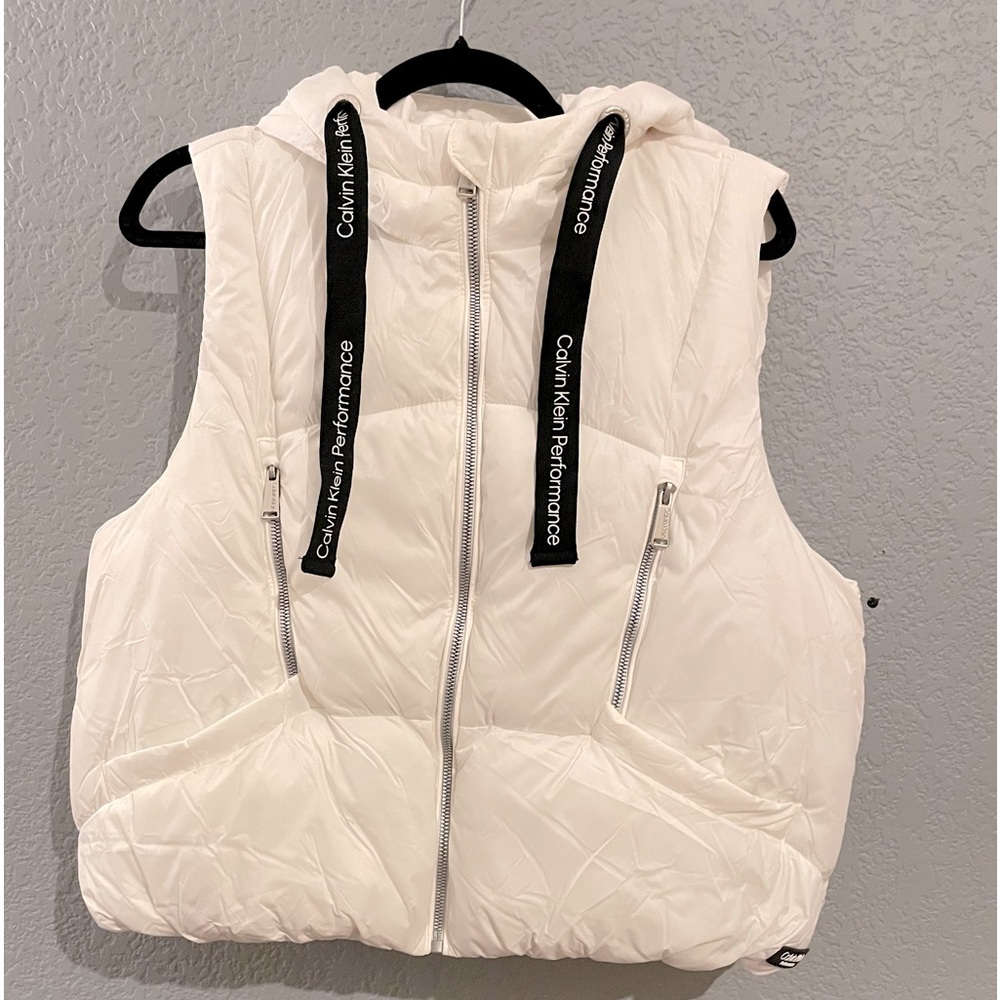 NWOT Calvin Klein Puffer Vest Hooded Jacket Black Accent Size XL - Picture 1 of 16